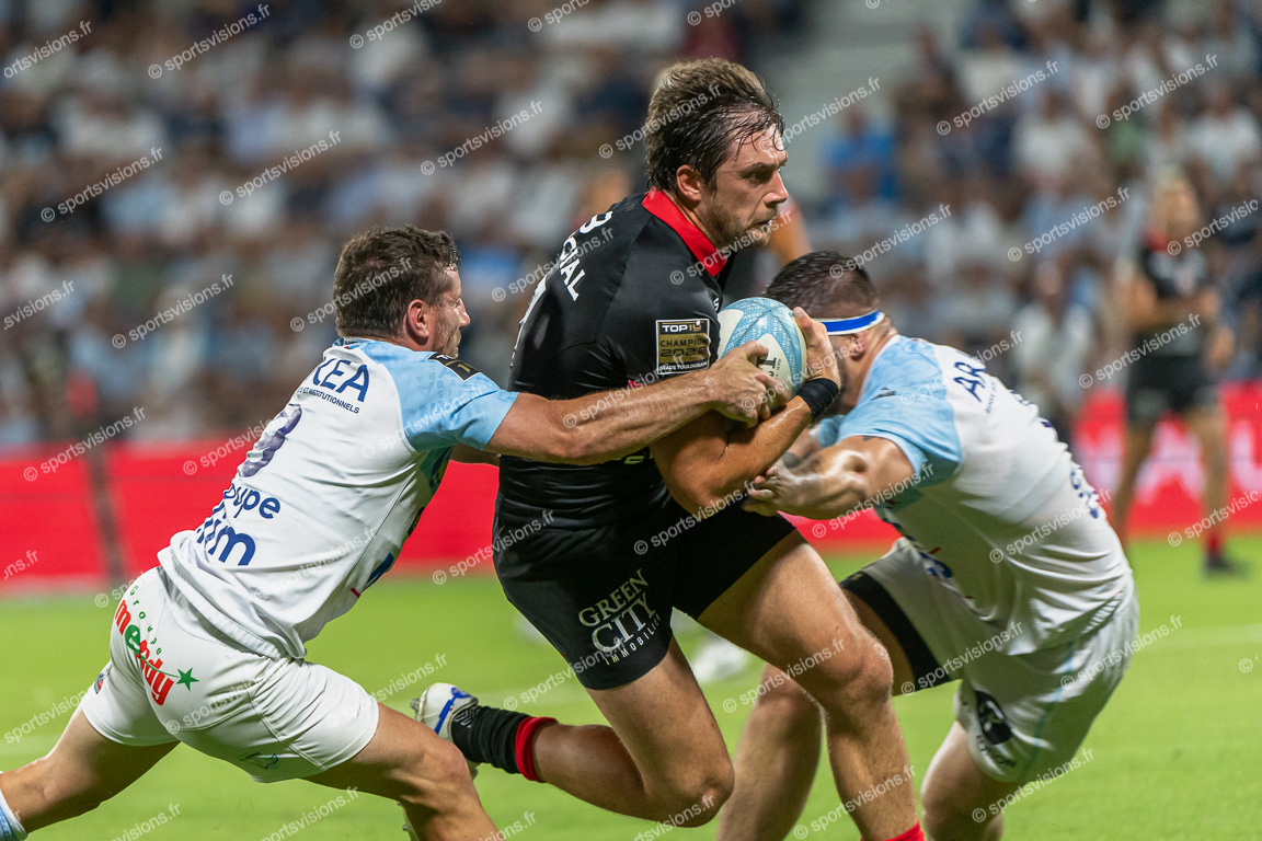 Pierre-Louis BARASSI (13) Stade Toulousain  with ball - Guillaume ROUET (9) Aviron Bayonnais Rugby Pro