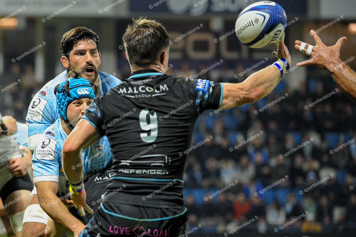 Rodrigo BRUNI (8) and Gela APRASIDZE (9) Aviron Bayonnais Rugby Pro