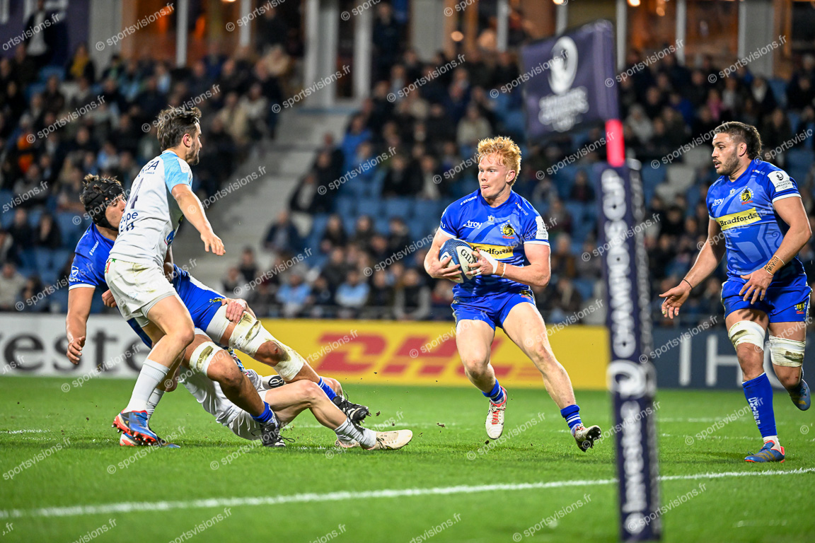 Ben HAMMERSLEY (14) Exeter Chiefs (GB)  with ball - Ethan ROOTS (6) Exeter Chiefs (GB)