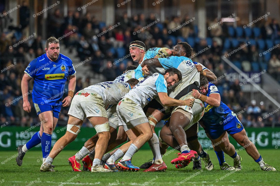 Denis MARCHOIS (Cap) (4) - Luke TAGI (3) and Aurelien CALLANDRET (14) Aviron Bayonnais Rugby Pro