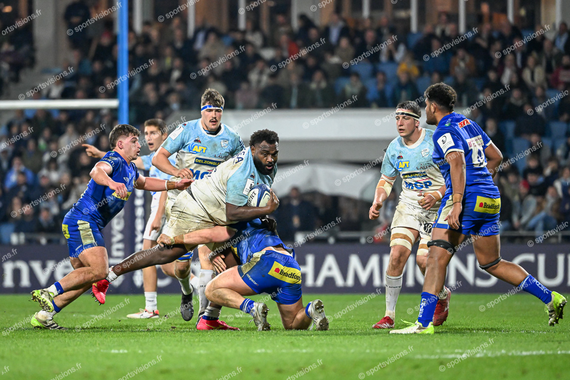 Luke TAGI (3) Aviron Bayonnais Rugby Pro with ball - Dan FROST (2) Exeter Chiefs (GB) - Denis MARCHOIS (Cap) (4) and Baptiste HEGUY (7) Aviron Bayonnais Rugby Pro